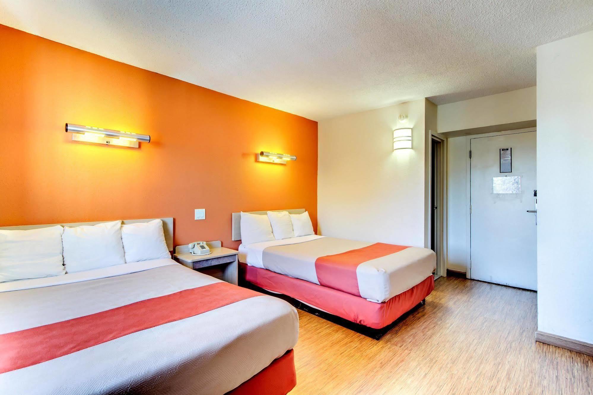 Motel 6-Washington, Dc מראה חיצוני תמונה